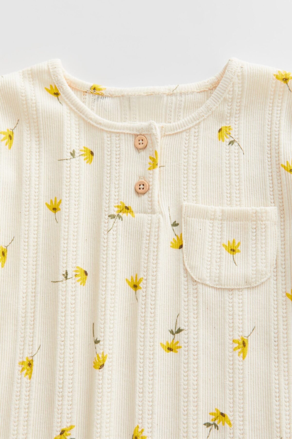 Kız Bebek Çiçekli T-Shirt - Görsel 3