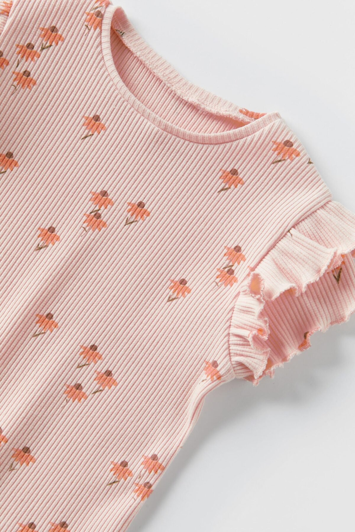 Kız Bebek Desenli T-Shirt - Görsel 3