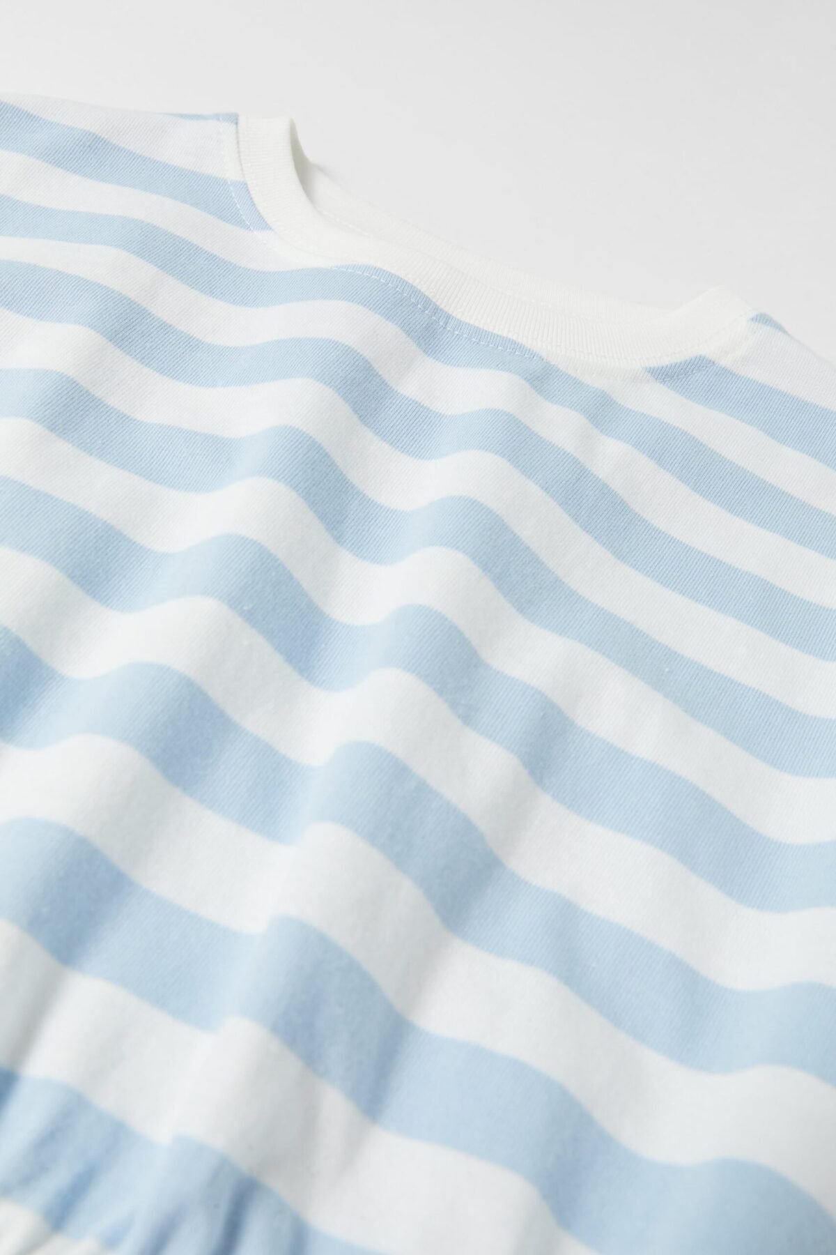 Kız Çocuk Çizgili Crop T-Shirt - Görsel 3