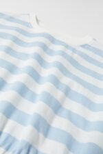 Kız Çocuk Çizgili Crop T-Shirt - Görsel 3