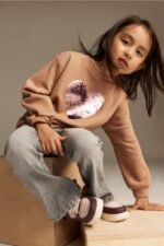Kız Çocuk Çift Yönlü Pullu Sweatshirt - Görsel 2