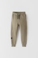 Erkek Çocuk Paçası Fermuarlı Eşofman