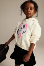Kız Çocuk Kapüşonlu Pullu Sweatshirt - Görsel 2